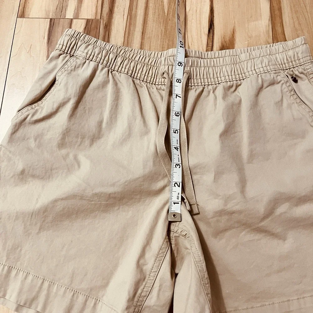 LL Bean Womens Shorts Sz 6 Lakewashed Dock Mid Rise Favorite Fit Elastic Waist